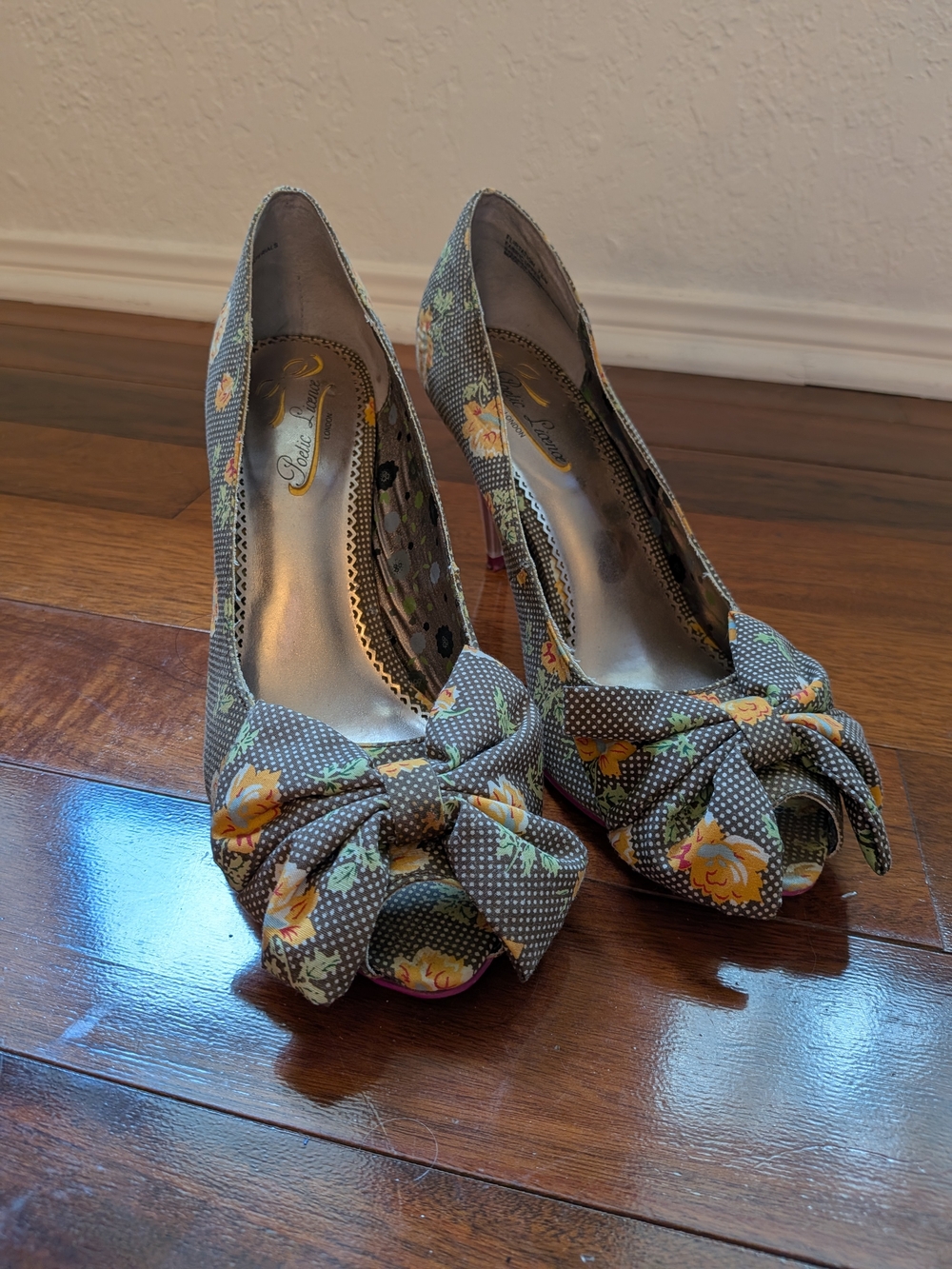 Poetic License Gray Floral Peep-Toe Heels with Bow